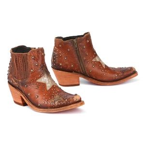 LIBERTY BLACK WOMEN'S
METALLIC STAR FASHION BOOTIES
- SNIP TOE